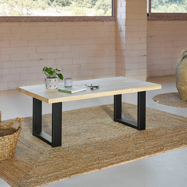 Chamí Straight Edge Table