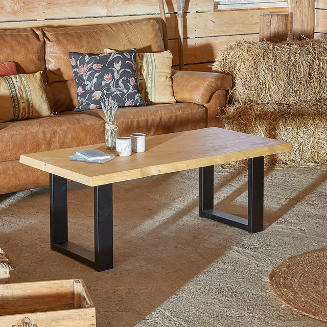 Sánha Irregular edge table