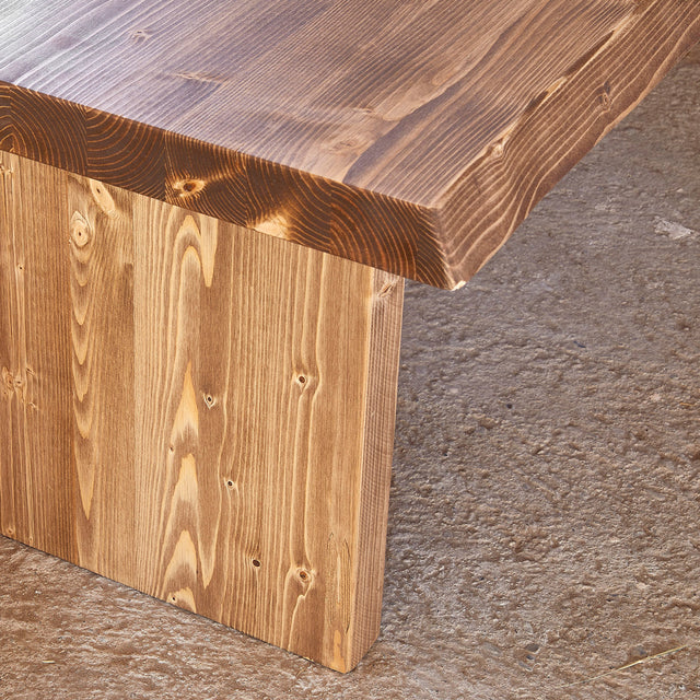 Mesa Yari de canto Irregular