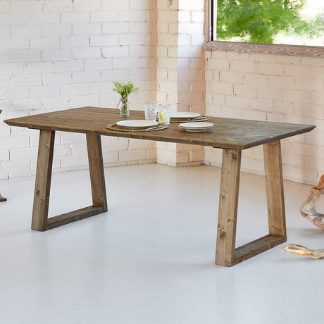 Mesa Dabeiba de canto Biselado