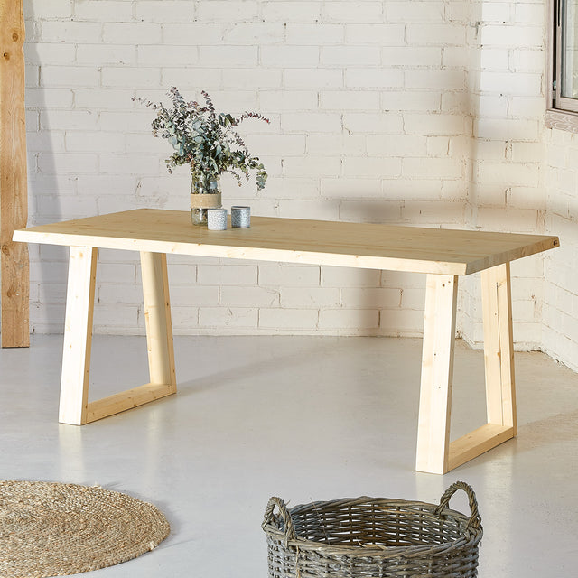 Mesa Guanaca de canto Irregular