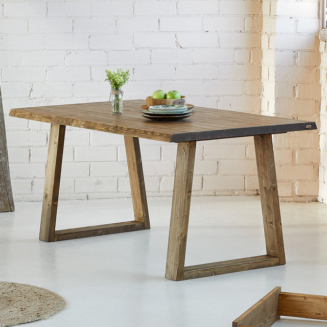 Mesa Guanaca de canto Irregular