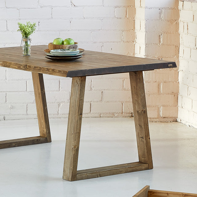 Mesa Guanaca de canto Irregular