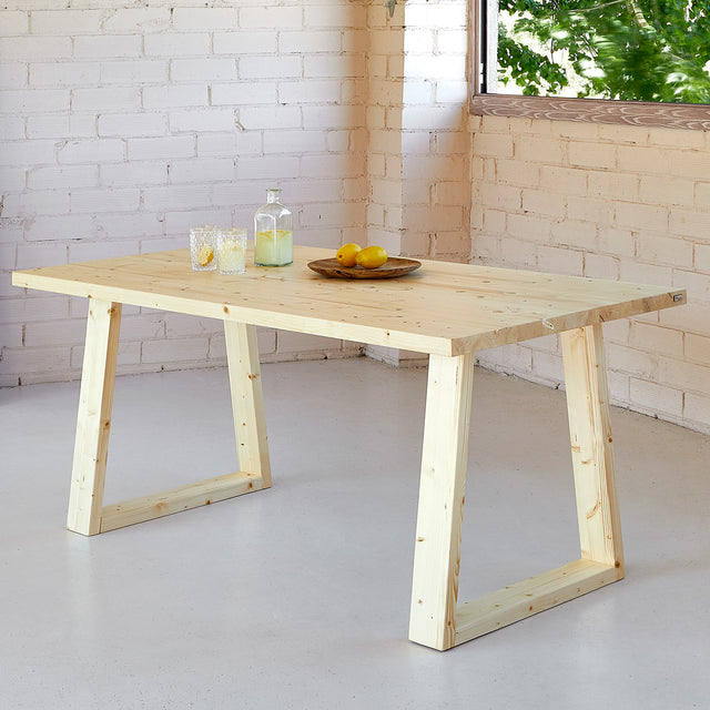 Mesa Guane de canto Recto