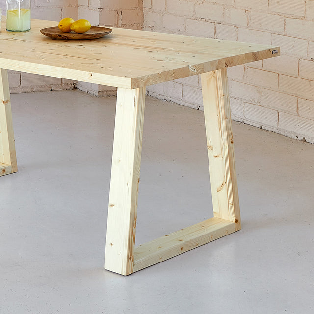 Mesa Guane de canto Recto