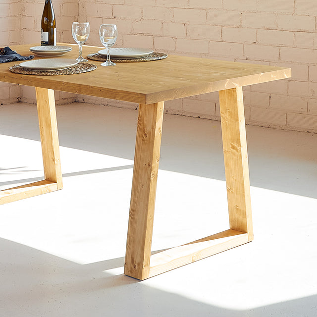 Mesa Guane de canto Recto