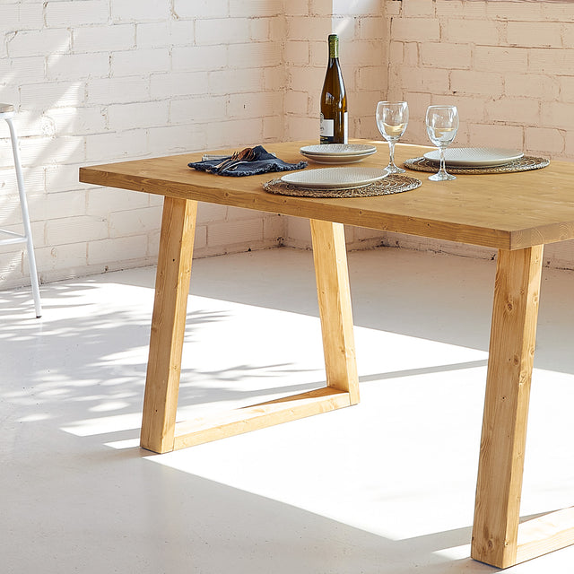 Mesa Guane de canto Recto