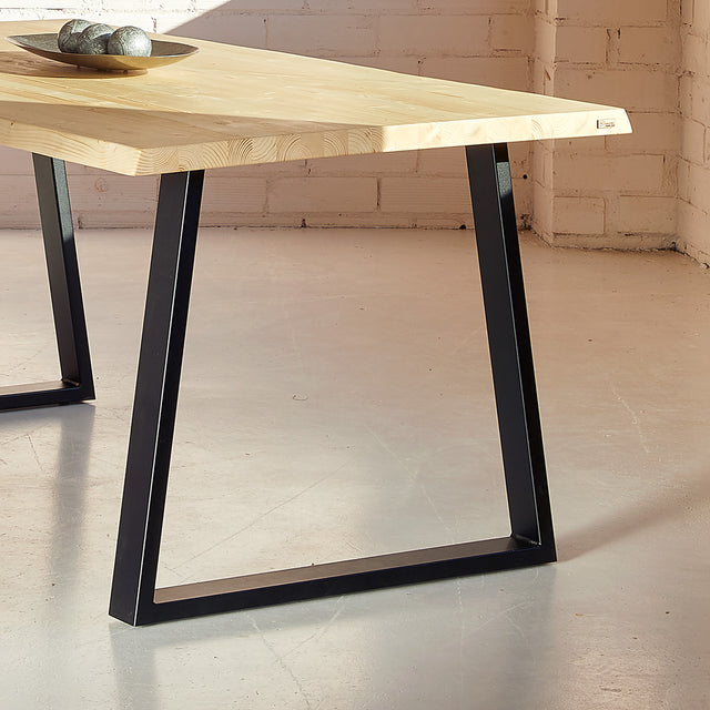 Mesa Inzá de canto Irregular