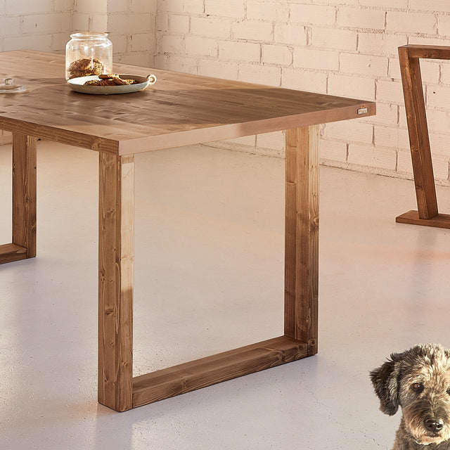 Mesa Uitoto de canto Recto