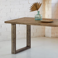 Mesa Uitoto de canto Recto