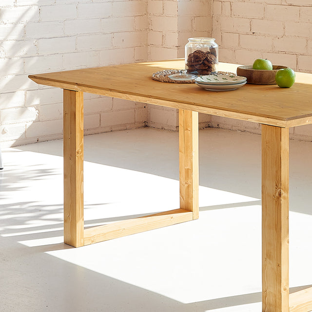 Mesa Usme de canto Biselado