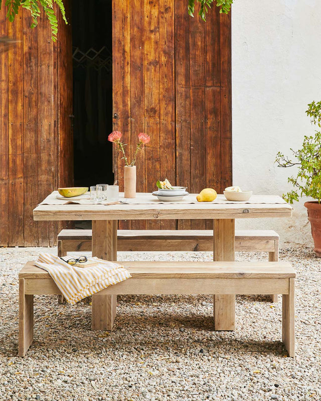 Taula exterior Saler