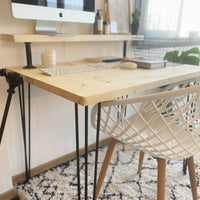 Oniro Desktop Desktop amb prestatgeria