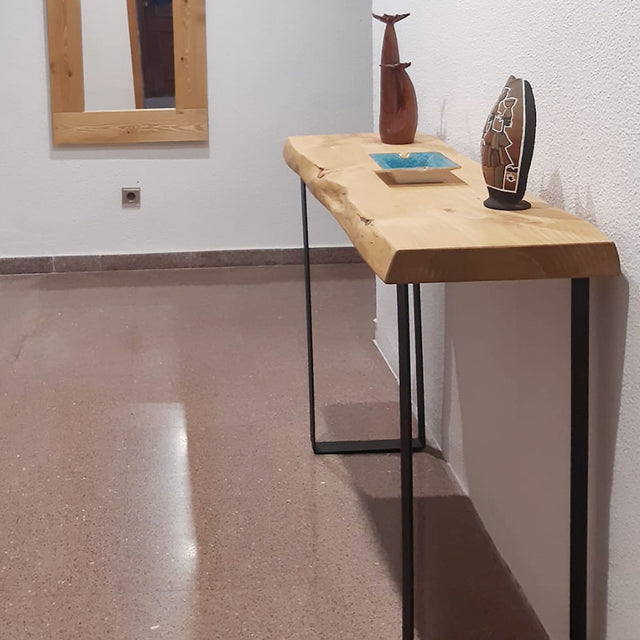 Consola Recibidor Awajún de canto Irregular
